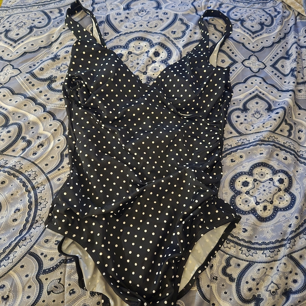 Miraclesuit/ Kirkland swimsuit size 12